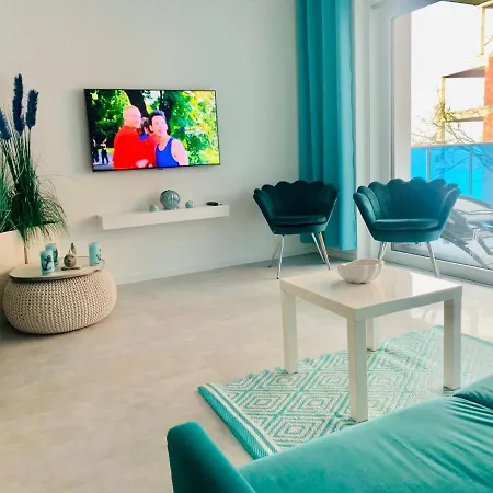 Aquarius Santorini ボシュコボ